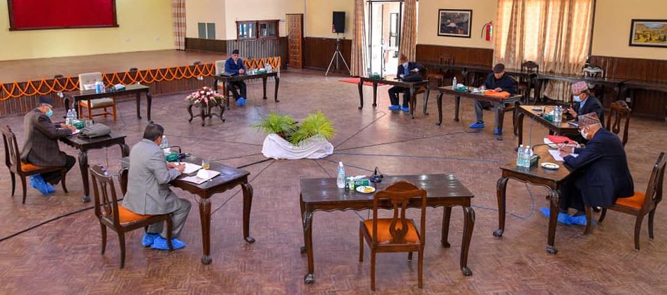 ओली अनुपस्थित भएपछि सचिवालय बैठक २० गते सम्मका लागि स्थगित